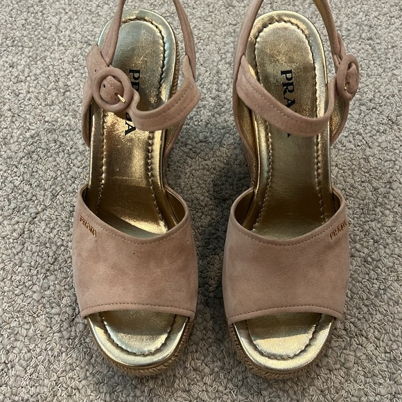 Prada Espadrilles wedges in pink suede - Picture 3 of 12
